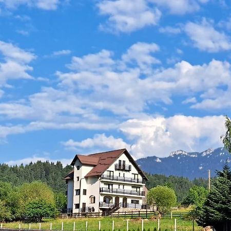 Casa De Vacanta Apartman Törcsvár Kültér fotó